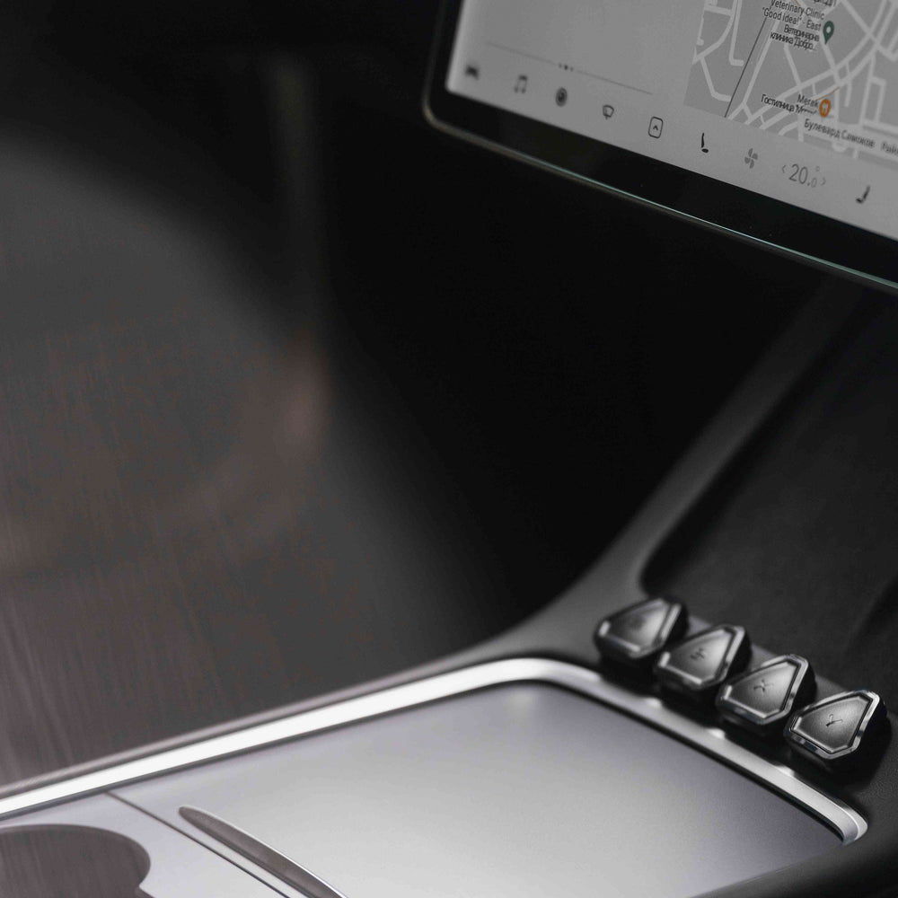 Бутони за Тесла секси