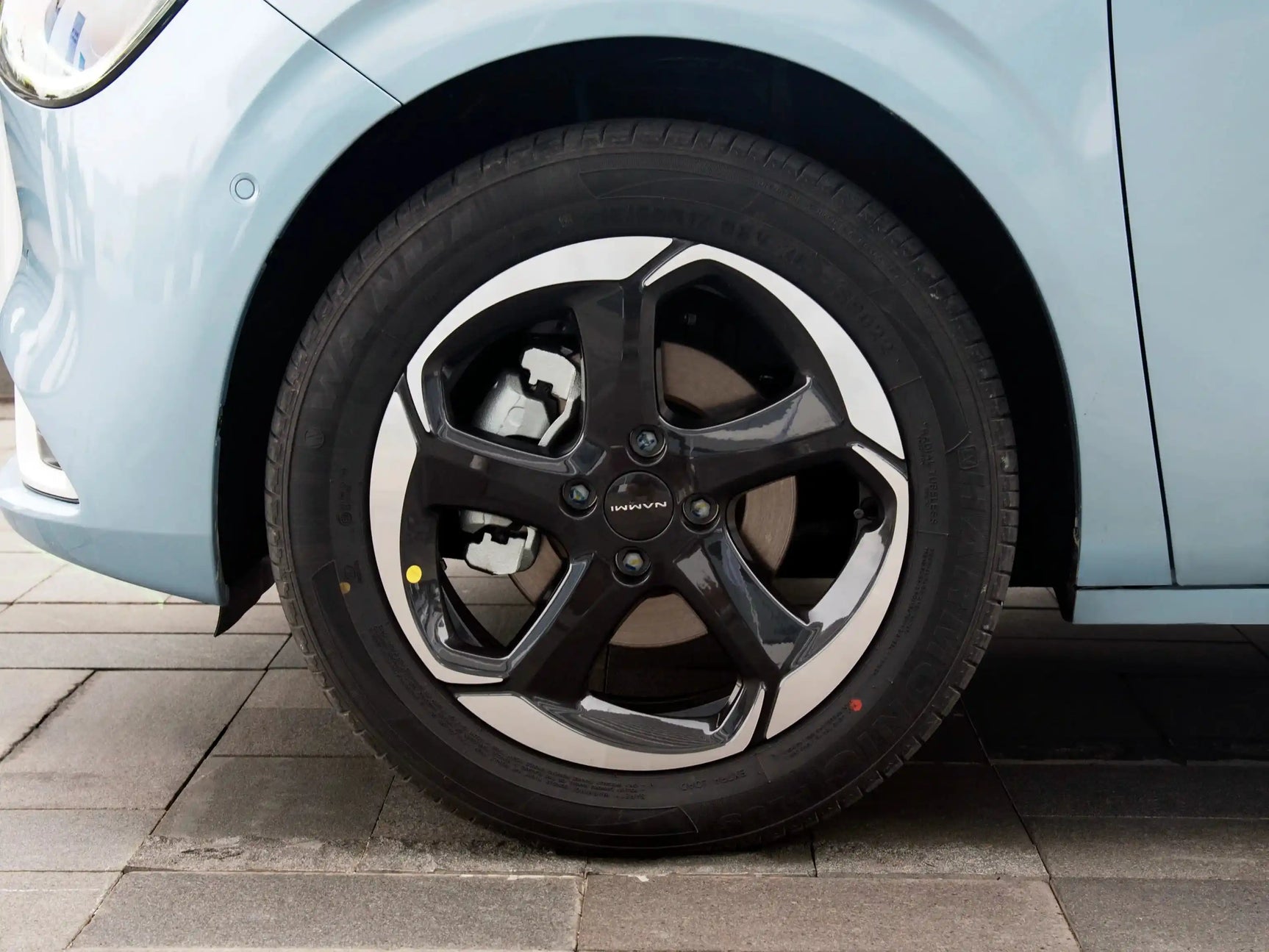 2024 Електрически автомобил DongFeng Nammi 001 42.3kWh 94 кс