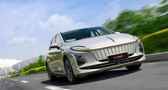 Електромобил Hongqi E-QM5 (HQ) - В движение