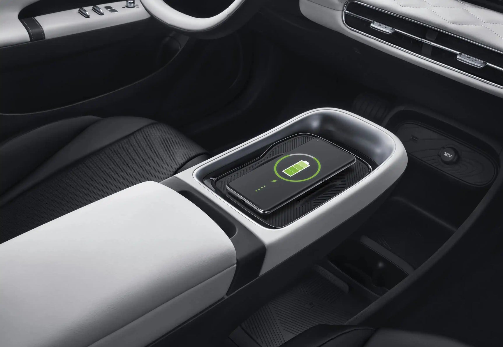 2024 Електрически автомобил DongFeng Nammi 001 42.3kWh 94 кс