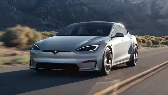 Електромобил - Tesla Model S - В движение
